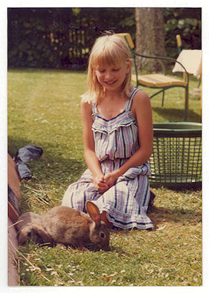 Karin med kaniner